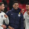 Bellingham y Rogers defienden a Jordan Henderson: “No saben de qué hablan”