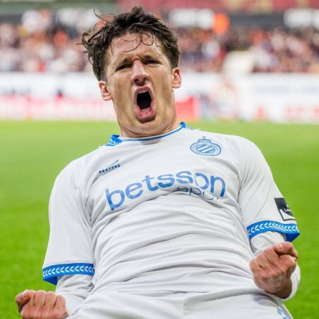 Arsenal va con todo: 34,5 millones por Christos Tzolis y un ojo puesto en Morgan Rogers del Aston Villa