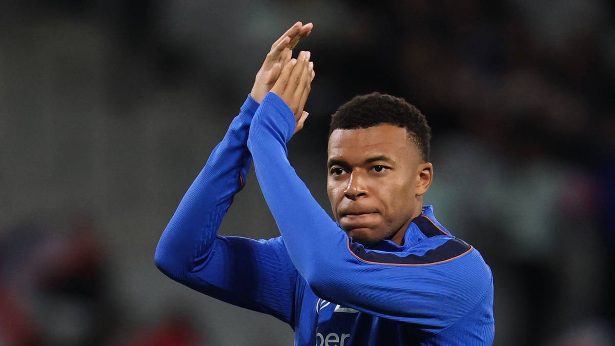 Kylian Mbappé durante un partido con Francia