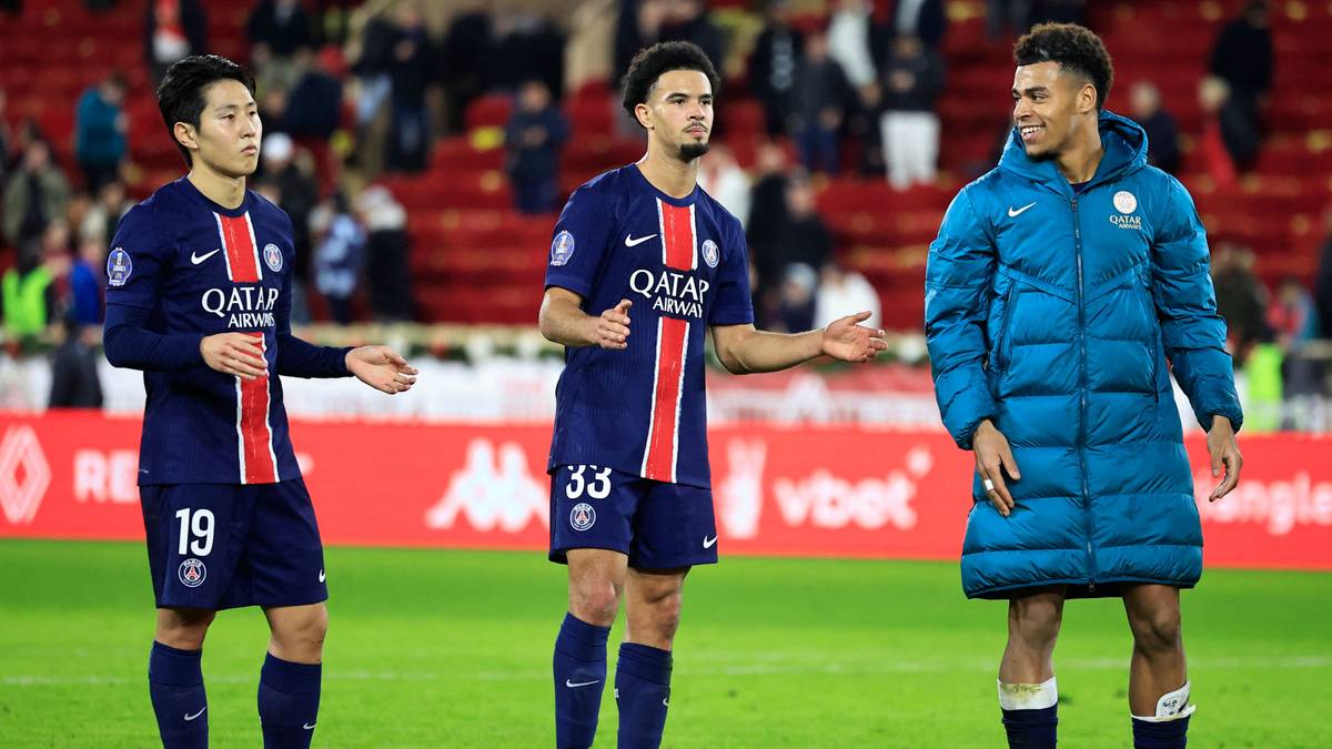 Lee Kang-in durante un partido con el PSG