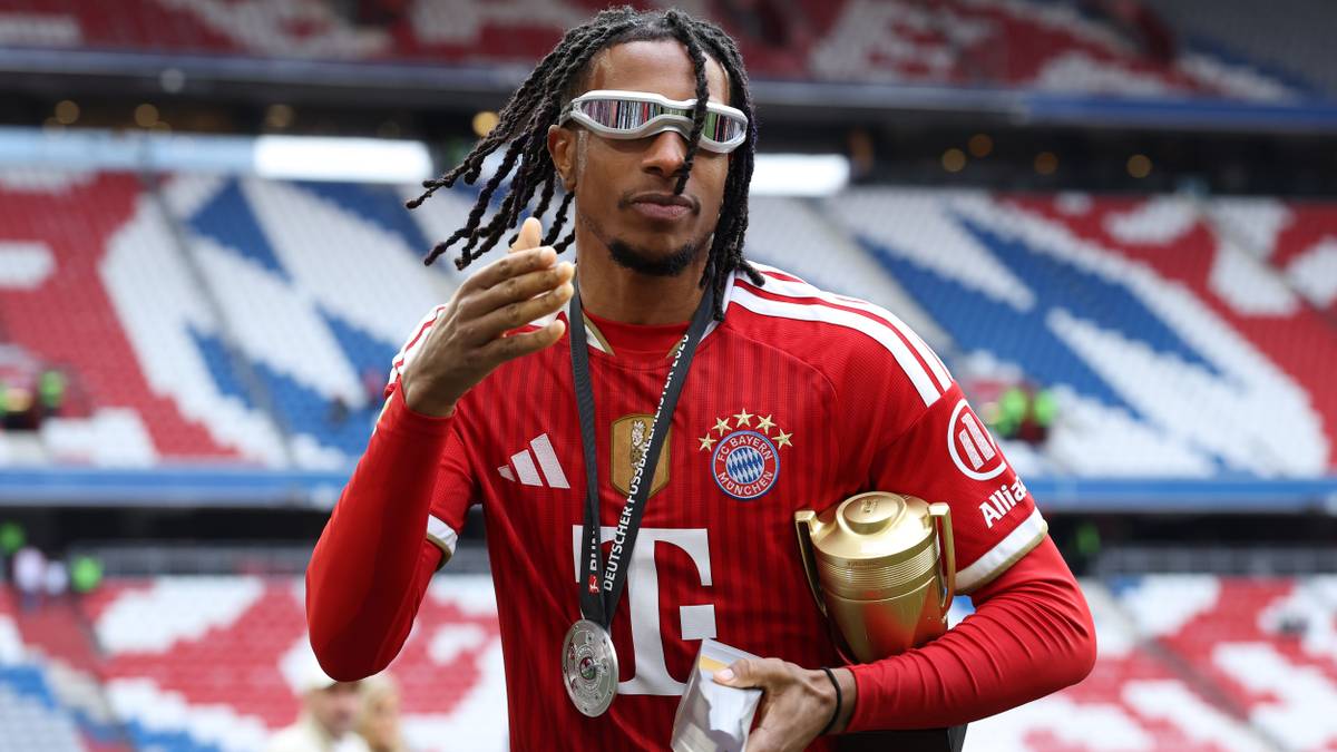 Michael Olise durante un partido del Bayern Múnich en la Bundesliga