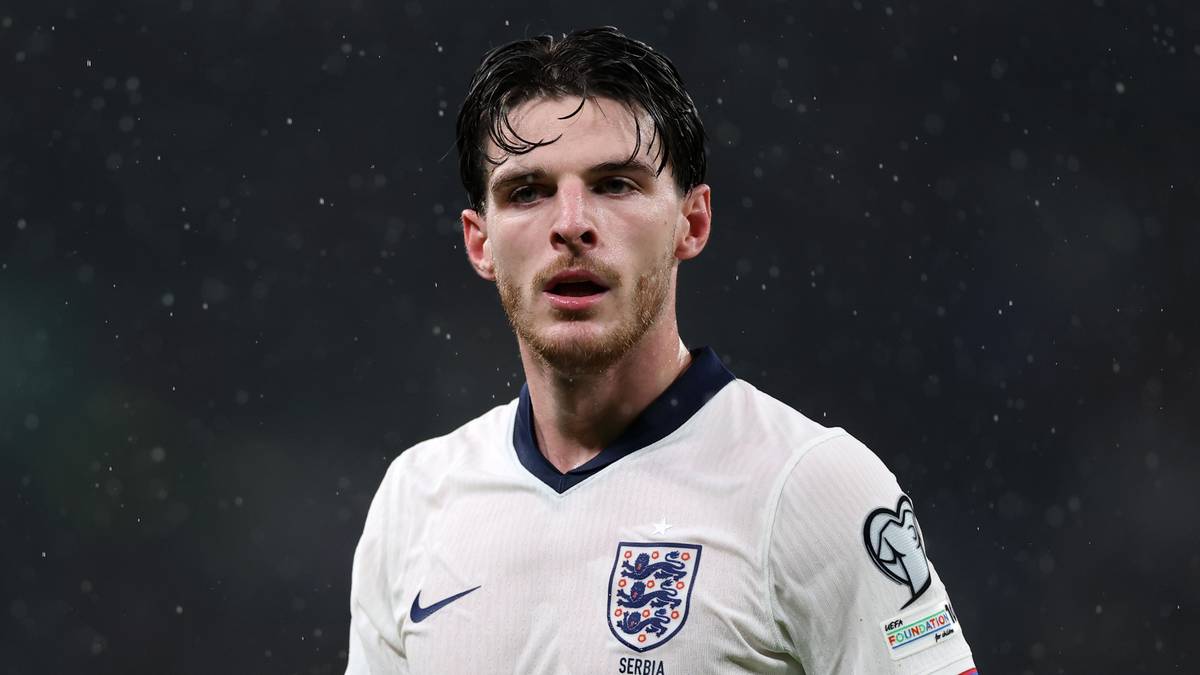 Declan Rice con la camiseta de Inglaterra en un partido de clasificación al Mundial 2026