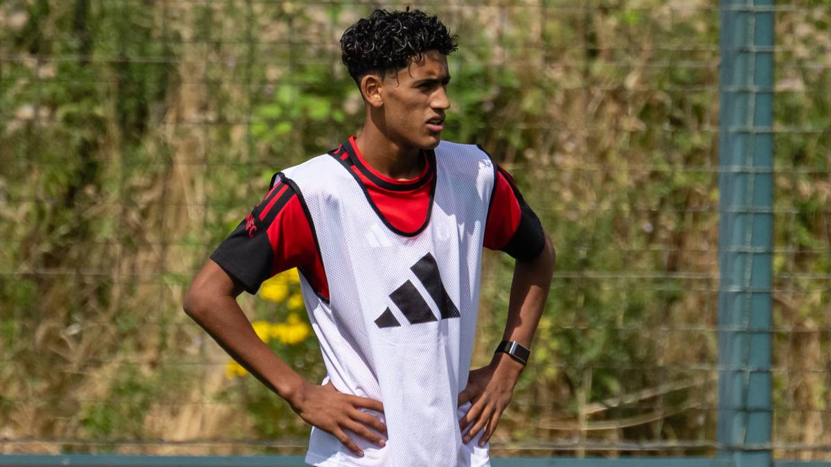 JJ Gabriel Manchester United joven promesa pretemporada