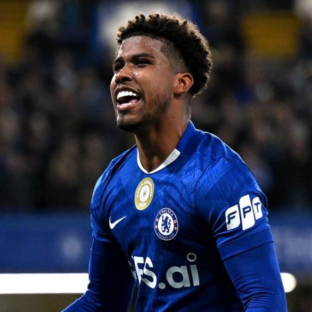 Manchester United cierra a Andrey Santos por 50 millones de libras