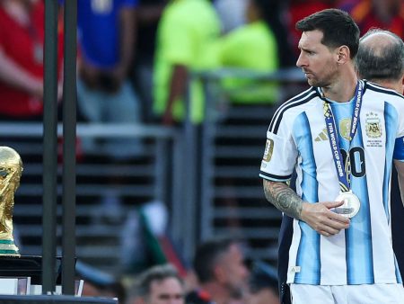 Antonela Roccuzzo apoyando a Lionel Messi tras la derrota en la final del Mundial 2026