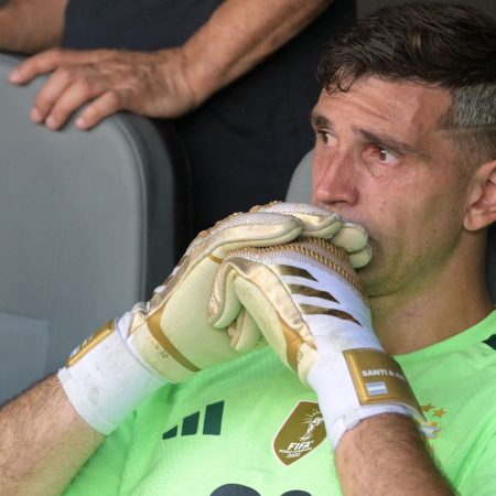 “Lo siento mucho”: Emi Martínez considera el retiro de Argentina tras la derrota en la final del Mundial 2026 | afun.mx