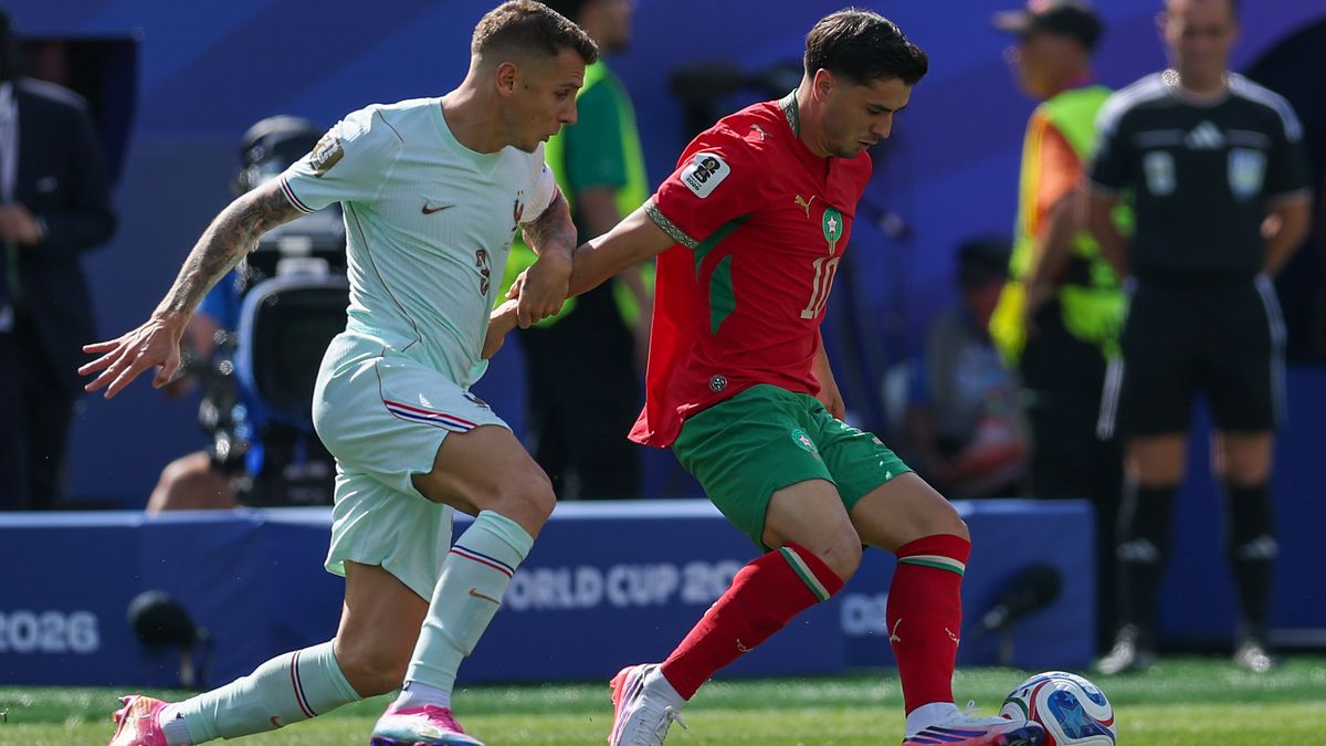 Jugadores de Francia celebran la clasificación a semifinales del Mundial 2026
