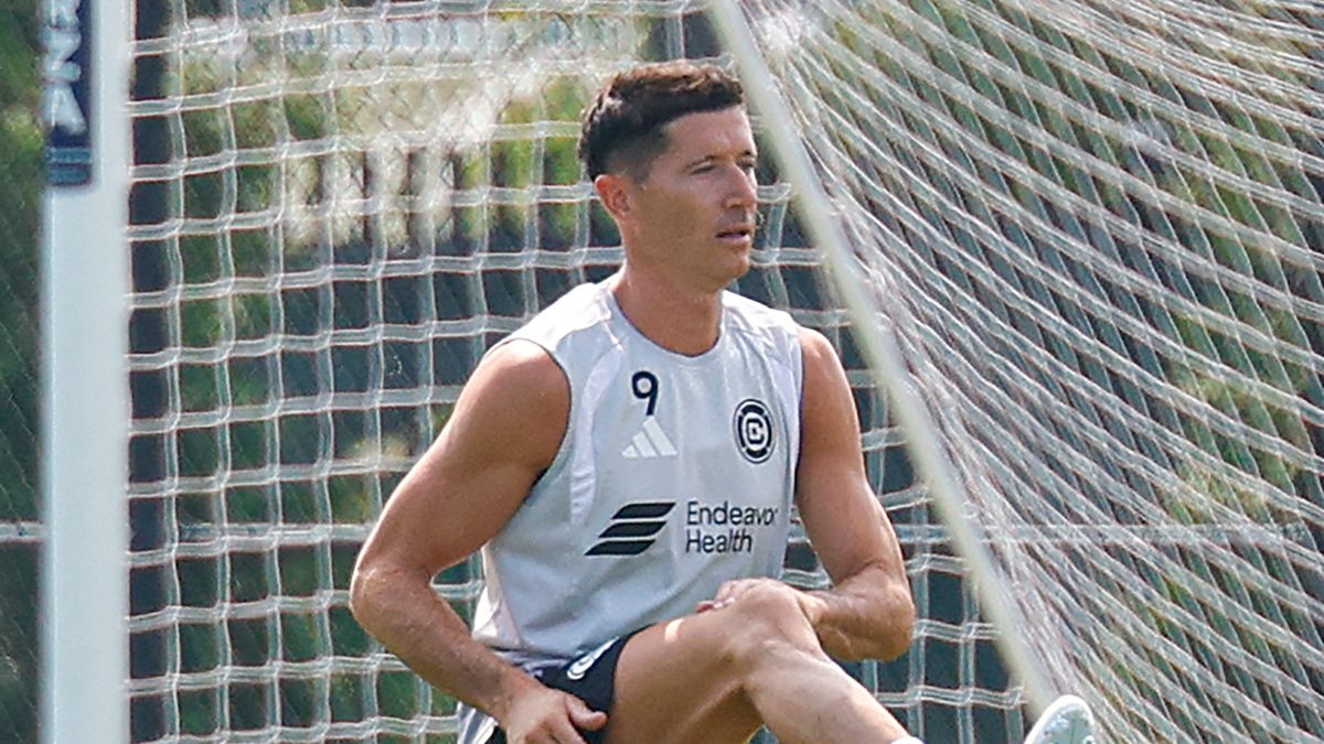 Robert Lewandowski en acción con el Barcelona durante la temporada 2025-26
