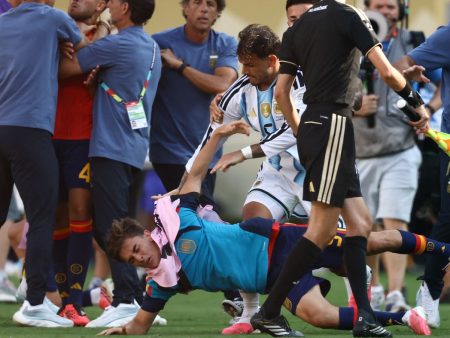 Leandro Paredes en el incidente con España tras la final del Mundial 2026