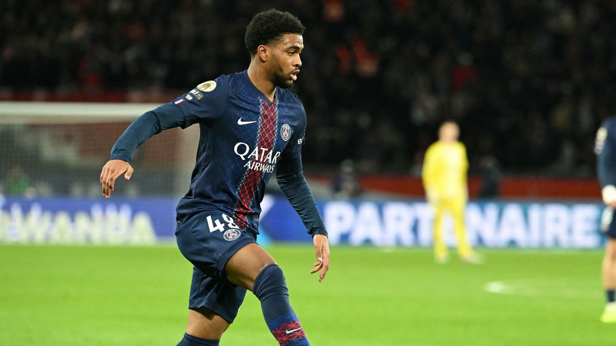 Jugador objetivo del PSG celebrando gol en Ligue 1