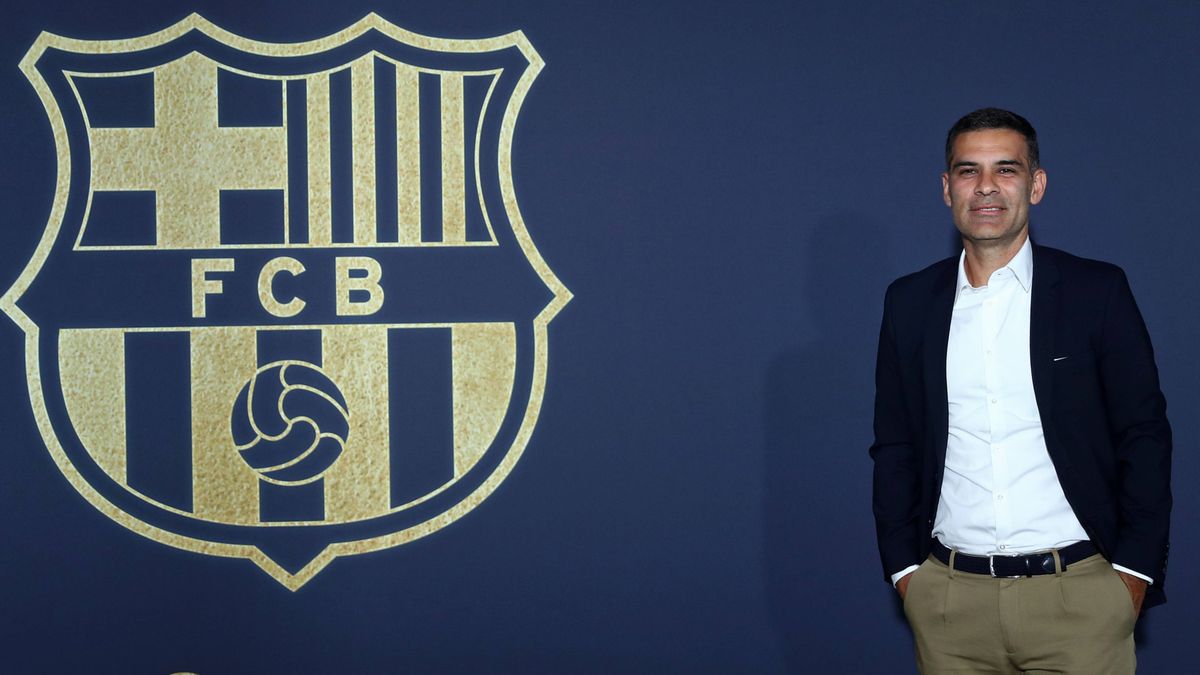 Rafa Márquez dirigiendo al Barcelona Atlètic