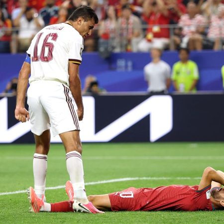 Rodri se disculpa con Bernardo Silva: el tenso cruce que empañó el pase de España a cuartos