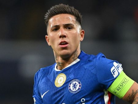 Manchester City planifica la revolución del mediocampo: Enzo Fernández y Bouaddi en la mira