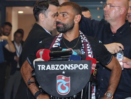 OFICIAL: Mohamed Salah firma contrato por dos años con el Trabzonspor