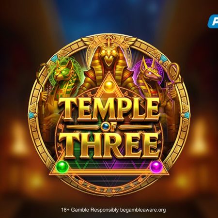 Temple of Three de Play’n GO: Tragamodelsa Egipcia 3 Carretes con Bastet · Ra · Anubis y Hold’n Spin