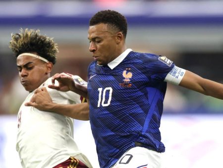 Yamal desafía a Mbappé: “Merezco el Balón de Oro 2026 más que él”