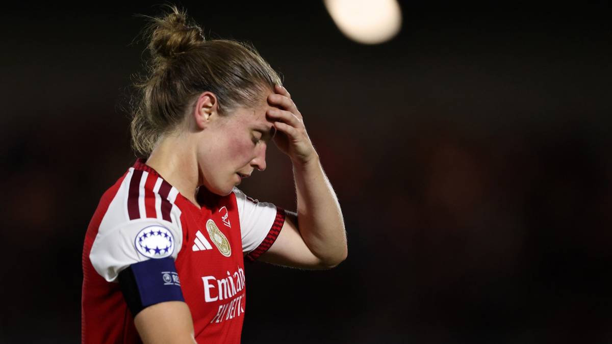 Renee Slegers tecnica del Arsenal femenil en la WSL