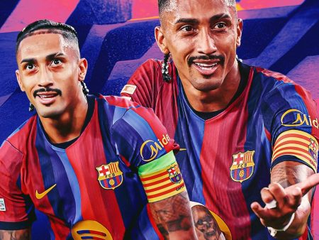 Raphinha se viste de R9: el Barça olvida a Julián Álvarez con 33 goles en 7 partidos