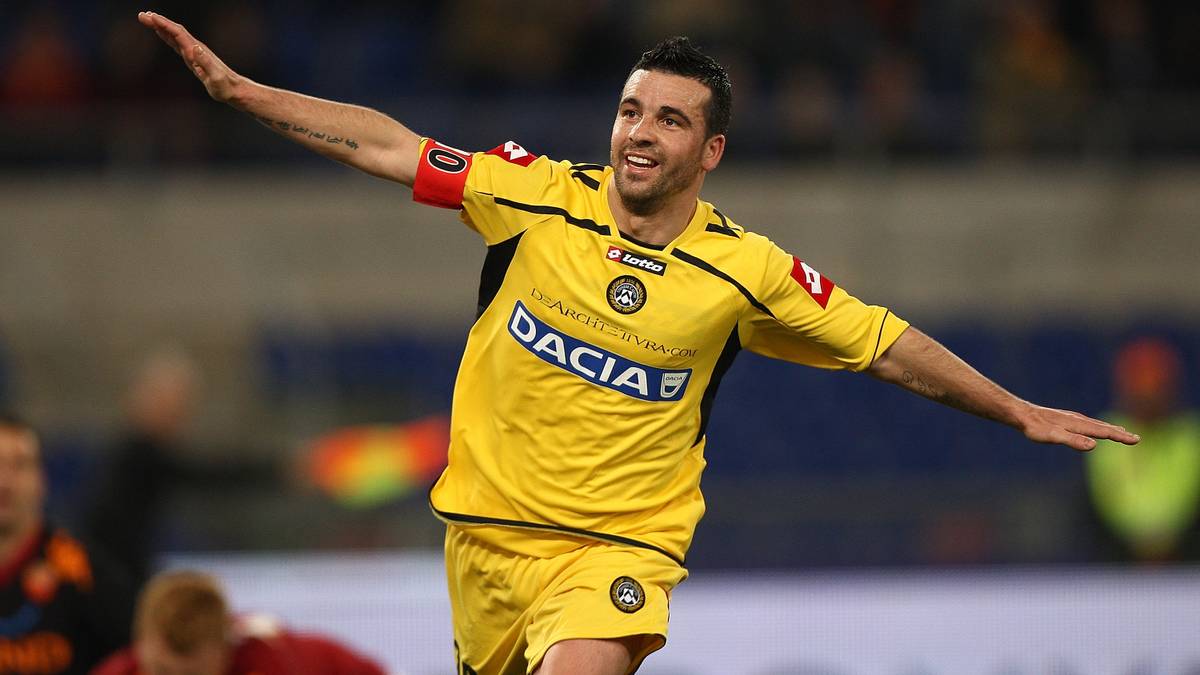 Udinese en un partido de la Serie A